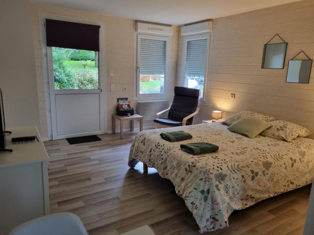 Les Chalets De Saumur, Piscine & Parc Boise, 100M Du Cadrenoir Dış mekan fotoğraf