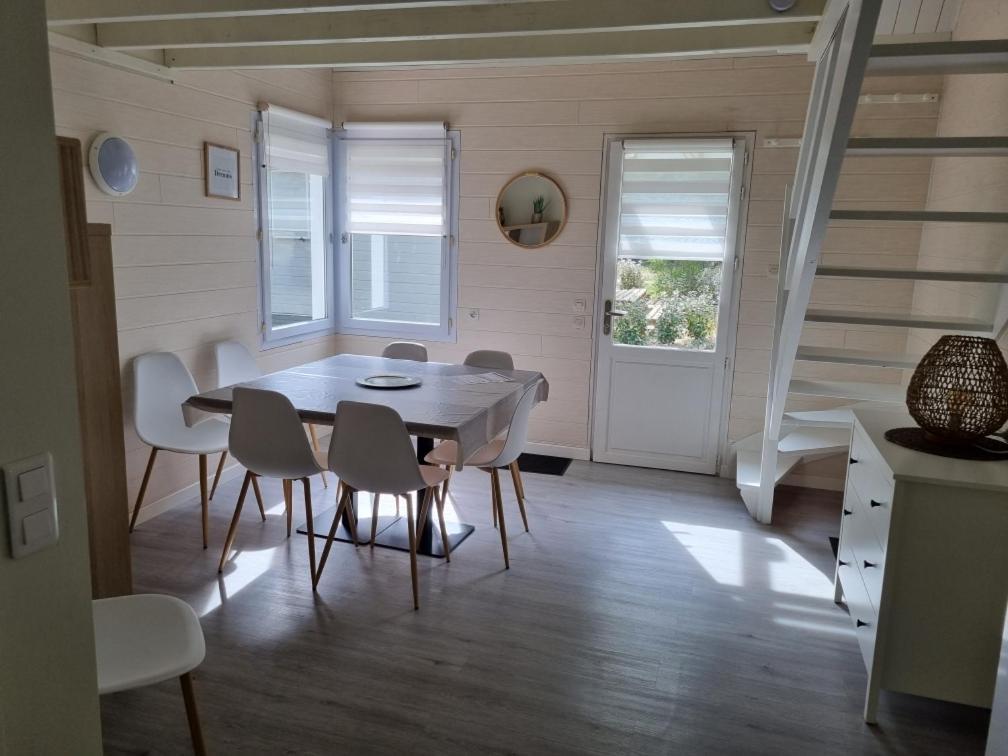 Les Chalets De Saumur, Piscine & Parc Boise, 100M Du Cadrenoir Dış mekan fotoğraf